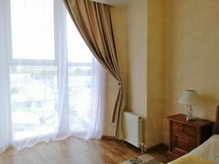 Отель Hotel Palace Ukraine Николаев Улучшенный двухместный номер с 1 кроватью и балконом-4